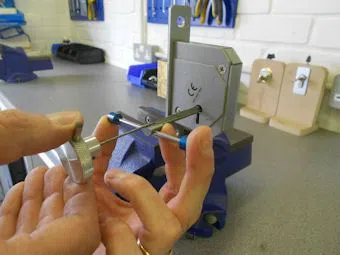 Logan Locksmith Shop Richmond, TX 281-941-2865 - key-broke-in-lock